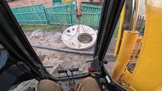:    .  . Komatsu pc50uu-2E.