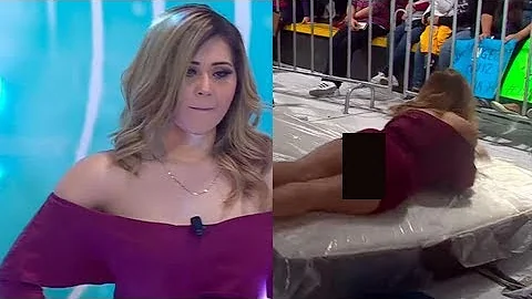 Gomita sin tanga enseñando culo en puti-vestido