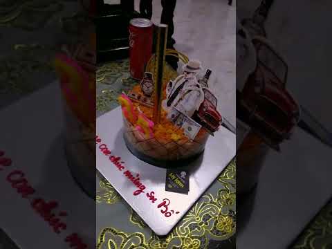 Video được vợ con tổ chức sinh nhật các bạn ạ, như trẻ con hẻ - youtube