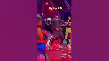 Fally Ipupa Dance Nzoto 