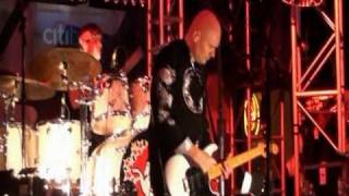 Smashing Pumpkins - Astral Planes (2010)
2010-08-28
Sunset Strip Music Festival, West Hollywood, CA
Video: Sony HD Handycam (HD) by Spaceboye
Audio: by Lapis http://www.archive.org/details/tsp201...
edited: _dan
Everyone gather, warm your soul
Everyone
Far away lights, far away lights
Anywhere, anywhere light
Everyone gather, warm your soul
Everyone.
http://smashingpumpkins.com.s3.amazonaws.com/player/mp3/Astral-Planes.mp3 Smashing Pumpkins - Astral Planes (2010)