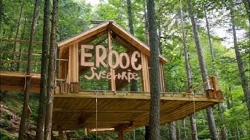 30 DAGEN Een man bouwde een boomhut in. Van begin tot eind