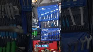 How to fit internally routed outer cables with no special tools