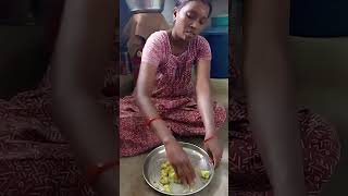 green & red chilli@Sivagomzvlogs #preetha deekshith#family #cooking #shorts
