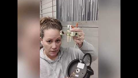 Turn a hardwire light, into a plug in