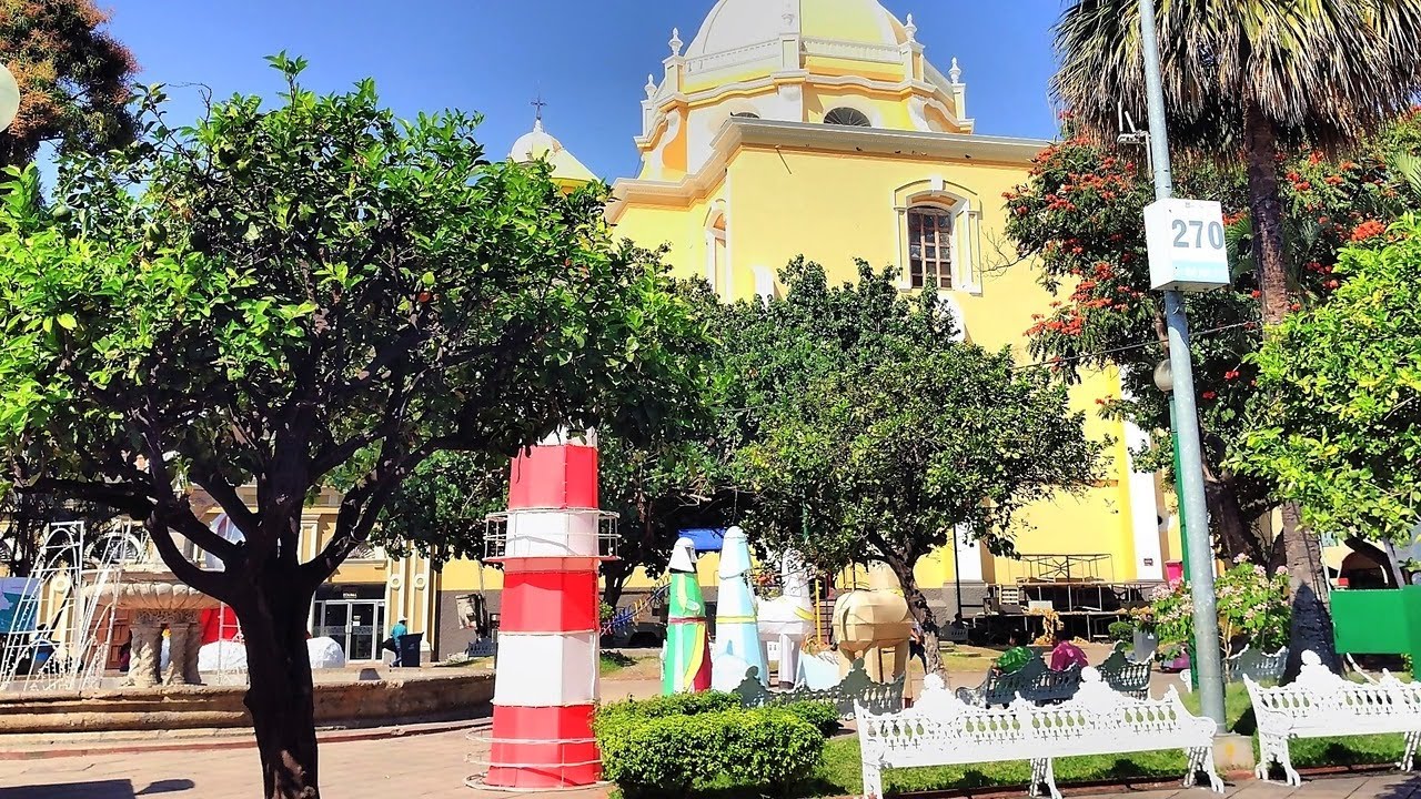 Best Tourist Attractions you MUST SEE in Manzanillo, Mexico | 2019