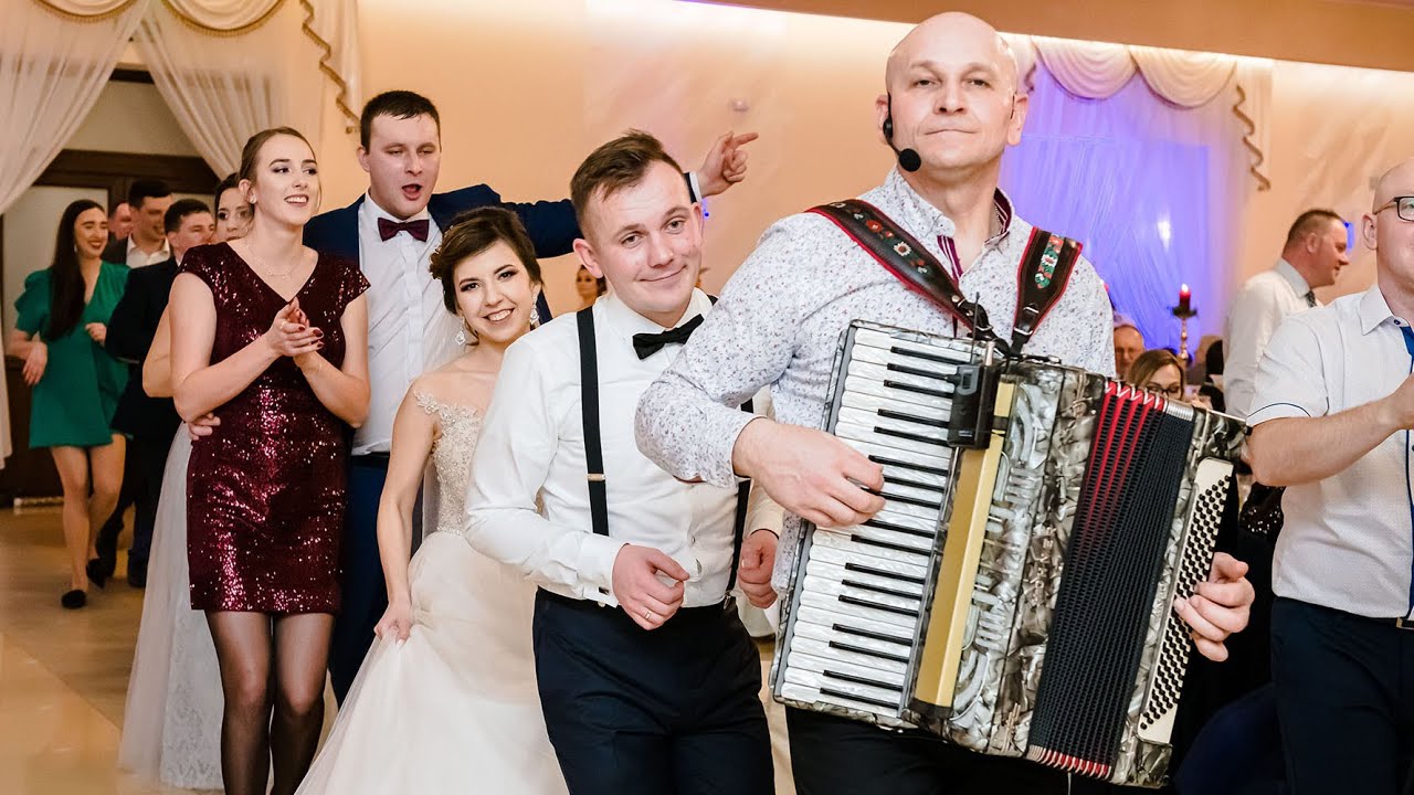 Wesele Żanety & Marcina zabawa za stołami Zespół PROKAR