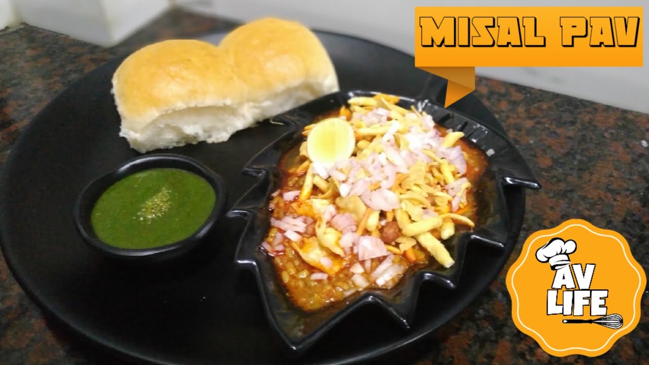 Misal pav recipe in hindi / How to make maharashtrian misal pav 