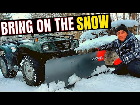 Video: Câtă zăpadă poți ara cu un ATV?