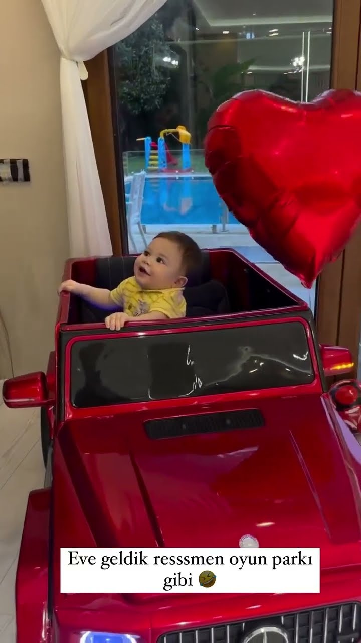Eve geldik resmen oyun parkı gibi ?