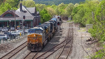 Short m436 passing Chester on national train day