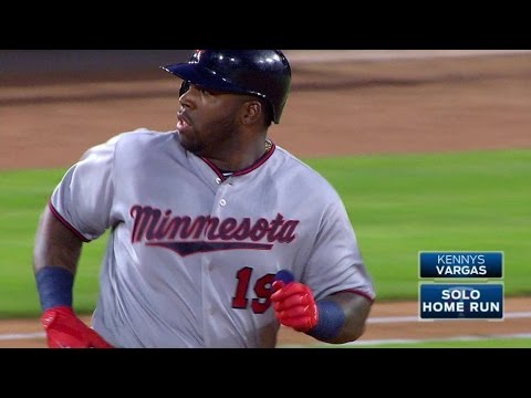 MIN TEX Vargas Slugs Solo Home Run To Right Field