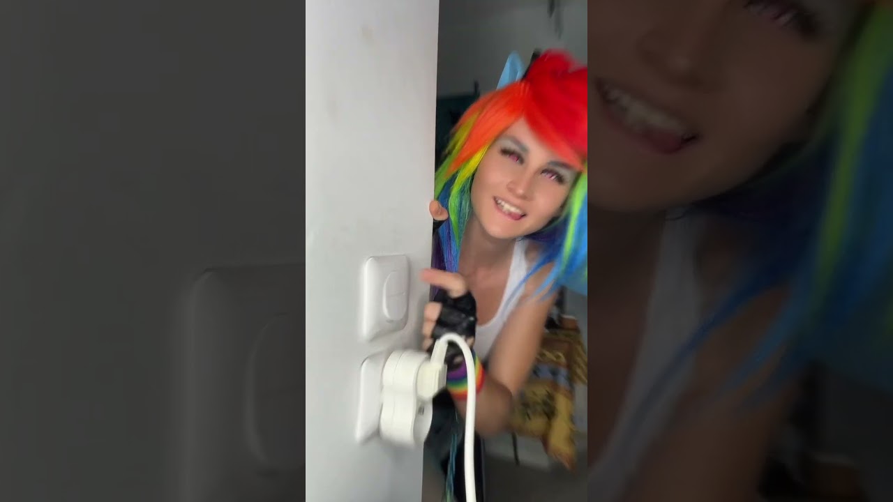 I love this duo Rainbow Dash and Fluttershy 😆