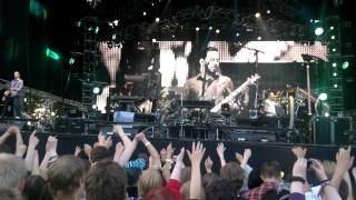 Linkin Park - Crawling + One step closer / Helsinki Kaisaniemi Park 16.6.2011 HD