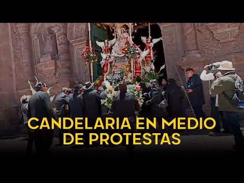 La fiesta de la Candelaria en Puno se realizó en medio de manifestantes que rechazaban al obispo