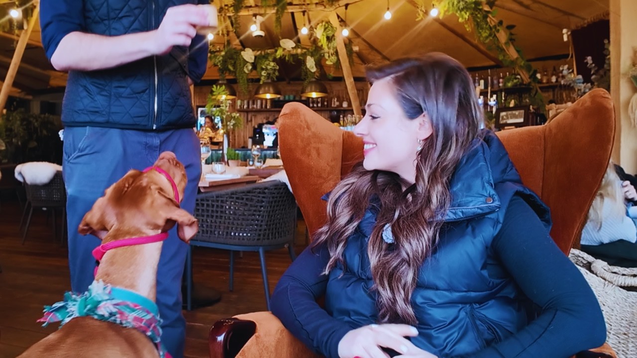 A Solo Weekend in My 30s | Coffee, Lunch & Choosing to Go Anyway