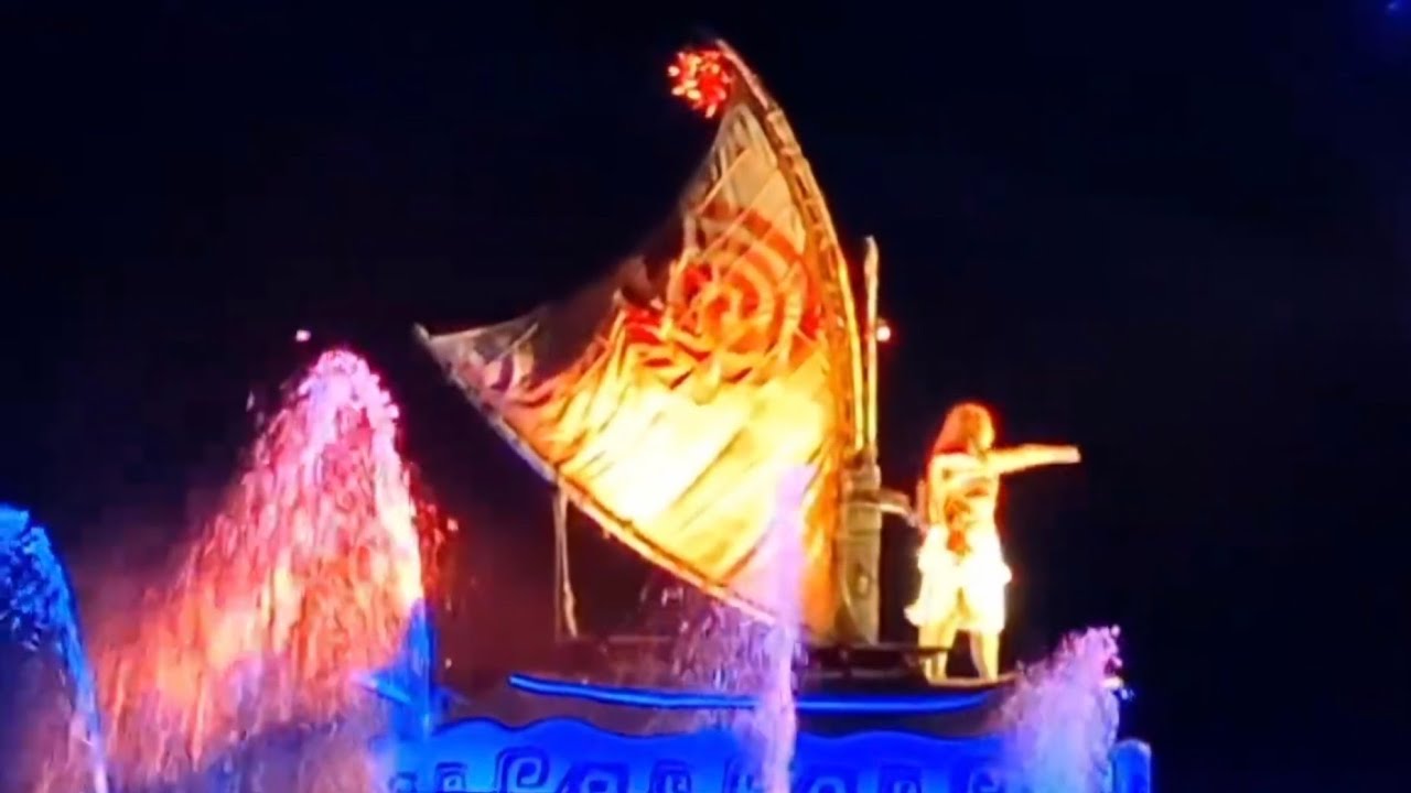 Believe Sea of Dreams Night time spectacular at Tokyo Disney Sea