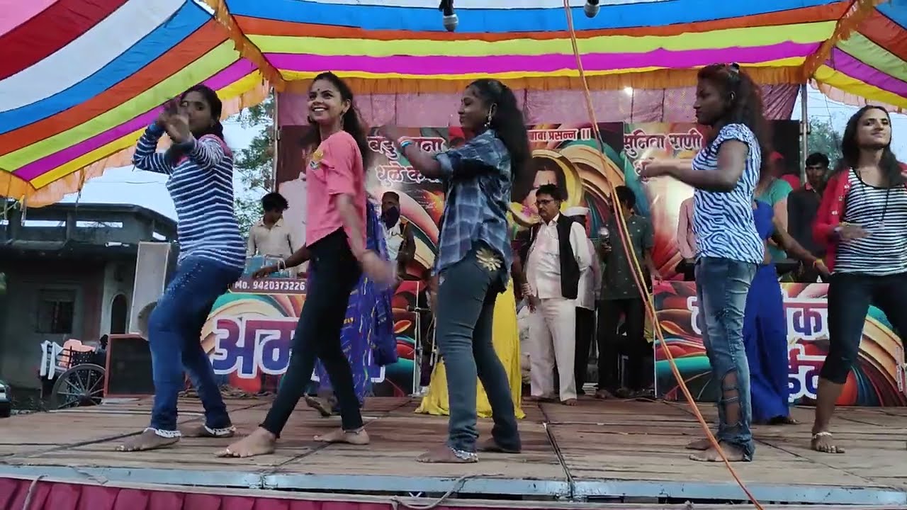 बंडू नाना धुळेकर सह सुनिता राणी धुळेकर यांची जबरदस्तरचा कार्यक्रम...