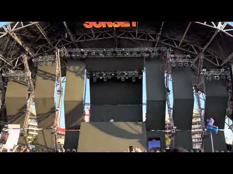 Flosstradamus x TRXGGX - ID [Dillon Francis Sunset]