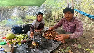 Download Lagu Fried frogs at the river mouth Ep256.1 MP3