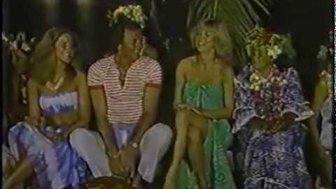 Thumbnail of Julio Iglesias - Con la Misma Piedra (Video Clip en Hawaii) [1982]
