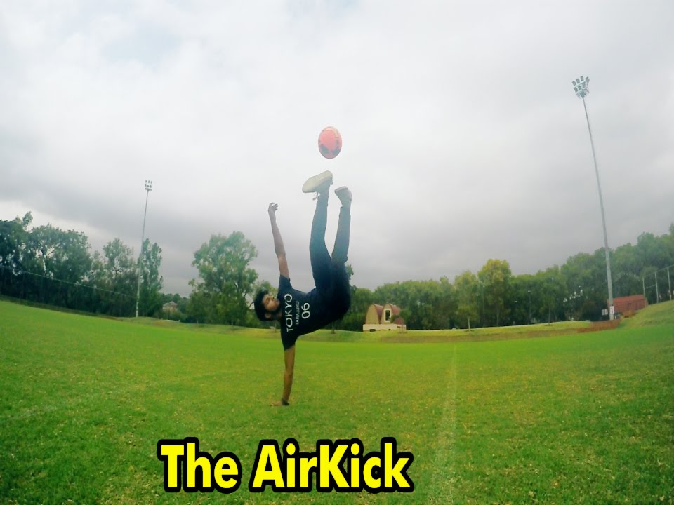 56. Syed's Unique Freestyle Skills & Kamalios Random Performance