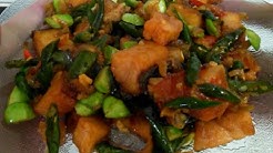 Resep Tumis Jambal Roti Pete Cabe Ijo | masak mudah dan enak - Durasi: 4.36. 