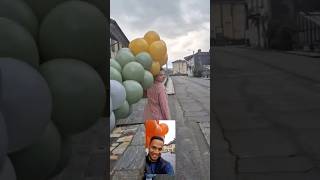 Walking with a balloon garland in the streets of Italy🇮🇹  #italy  #traintravel #travelvlog