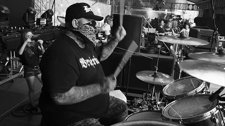 BRUJERIA@Satongo...  Barker-Live at Brutal Assault...