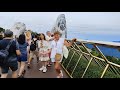 Замирает сердце! Одно из самых восхитительных мест в мире! Мост в руках бога! Мы над облаками! Рай!