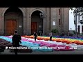 Voluntarios desnudos protagonizan una nueva obra artística de Spencer Tunick | Noticias Telemundo