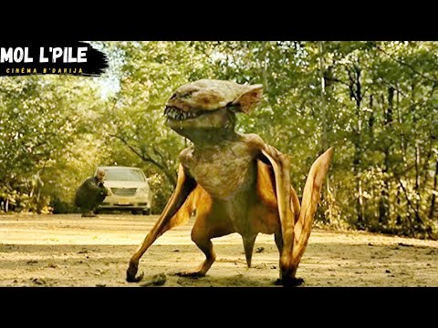 Terrifying Creatures Suddenly Appear In The World And Attack Anyone Who Makes A Sound Escape 