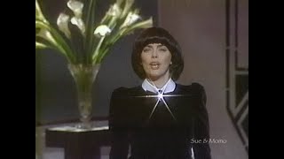 Mireille Mathieu in Mexico « On ne vit pas sans se dire adieu »  (哀しみのソレアード)