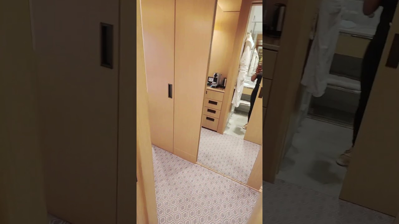 Deluxe View room @ Royal Lancaster hotel London  