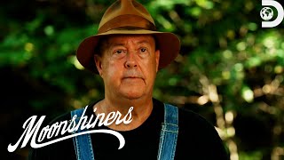 The Secret Behind Mark’s Irresistible Sweet Corn Moonshine | Moonshiners | Discovery