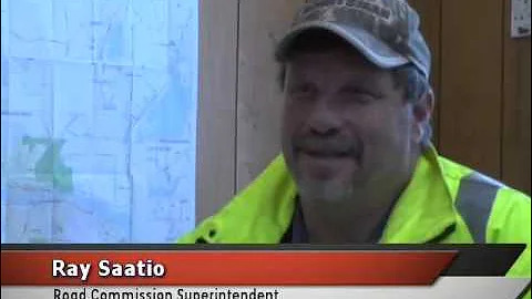 Tips for safe driving around snowplows