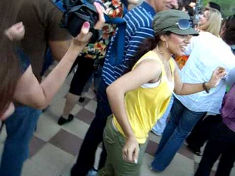 Iranian girl dancing persian popular music