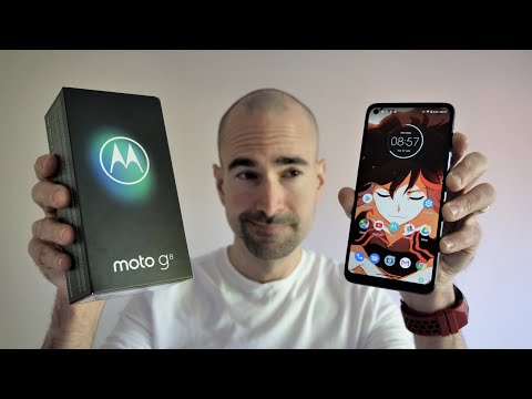 Motorola Moto G8 | Unboxing & Tour