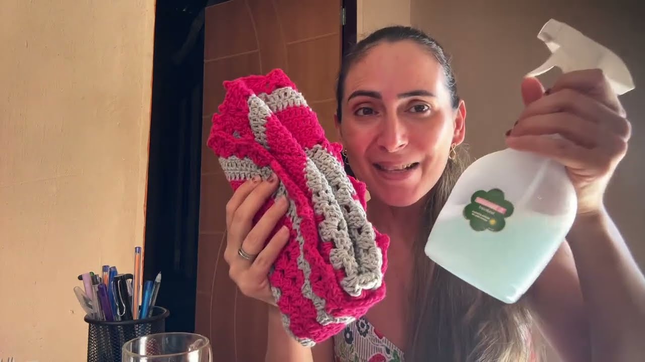 🧶 Para que serve a blocagem com água e amaciante no crochê.