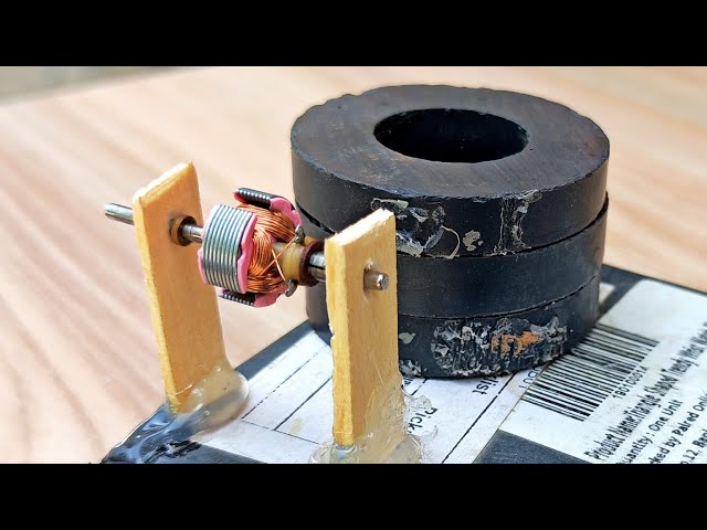 How a mini dc motor work - How DC Motor works!! #shorts DC motor testing class=