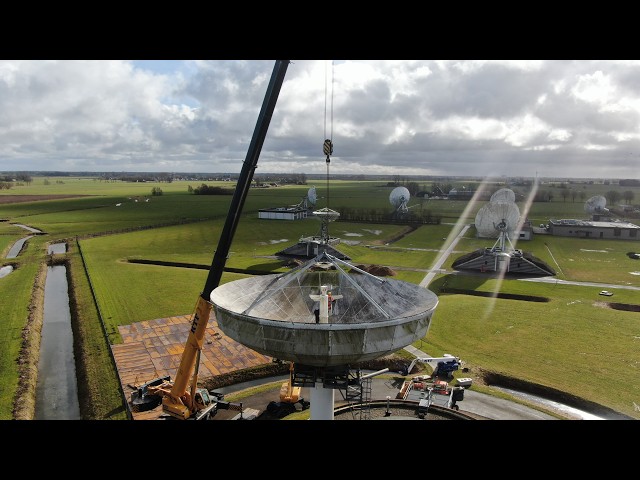 16 4-meter VertexRSI Earth Station Antenna de-installation in Holland