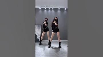 Thumbnail of 전화받어 (Answer The Phone) - 미나 (Mina) #淺跳一下