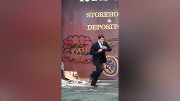 SUPERMAN II  Alley Change