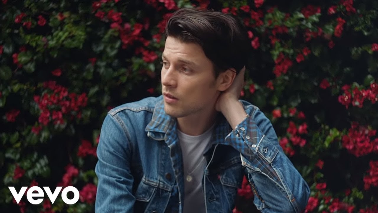 James Bay  - Us (Lyrics)