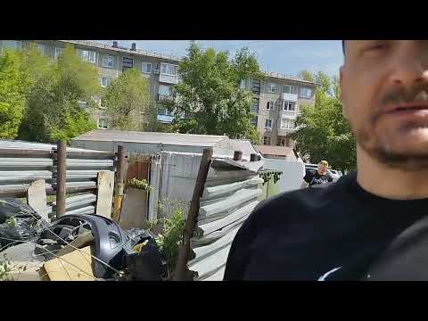 У квартиры Егора Летова. Омск, 2023