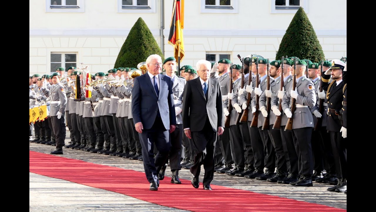 Militärische Ehren - Italiens Präsident Mattarella - Ehrenbataillon