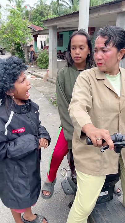 There's a motorbike idling, I'll steal it #shorts