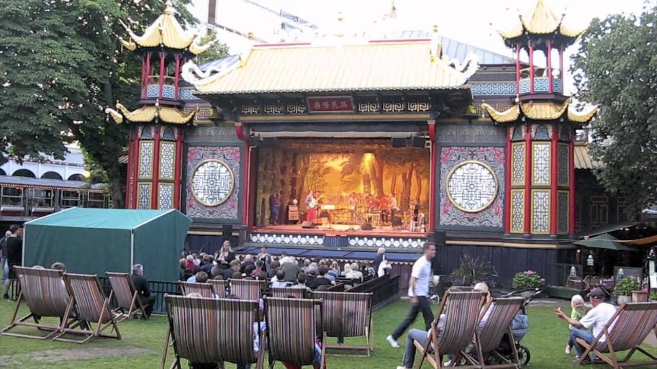 Frisk Frugt: July 8th, 2011 @ Tivoli, Copenhagen