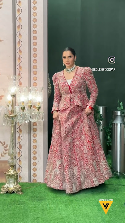 Sania Mirza first red carpet after divorce #saniamirza #divorce
