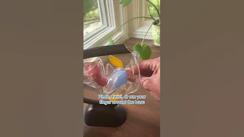 How to insert and remove your menstrual cup: